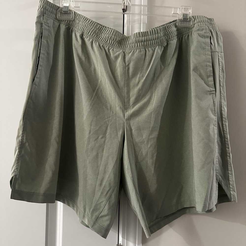 All in Motion Green Athletic Shorts Elastic Waistband Lightweight